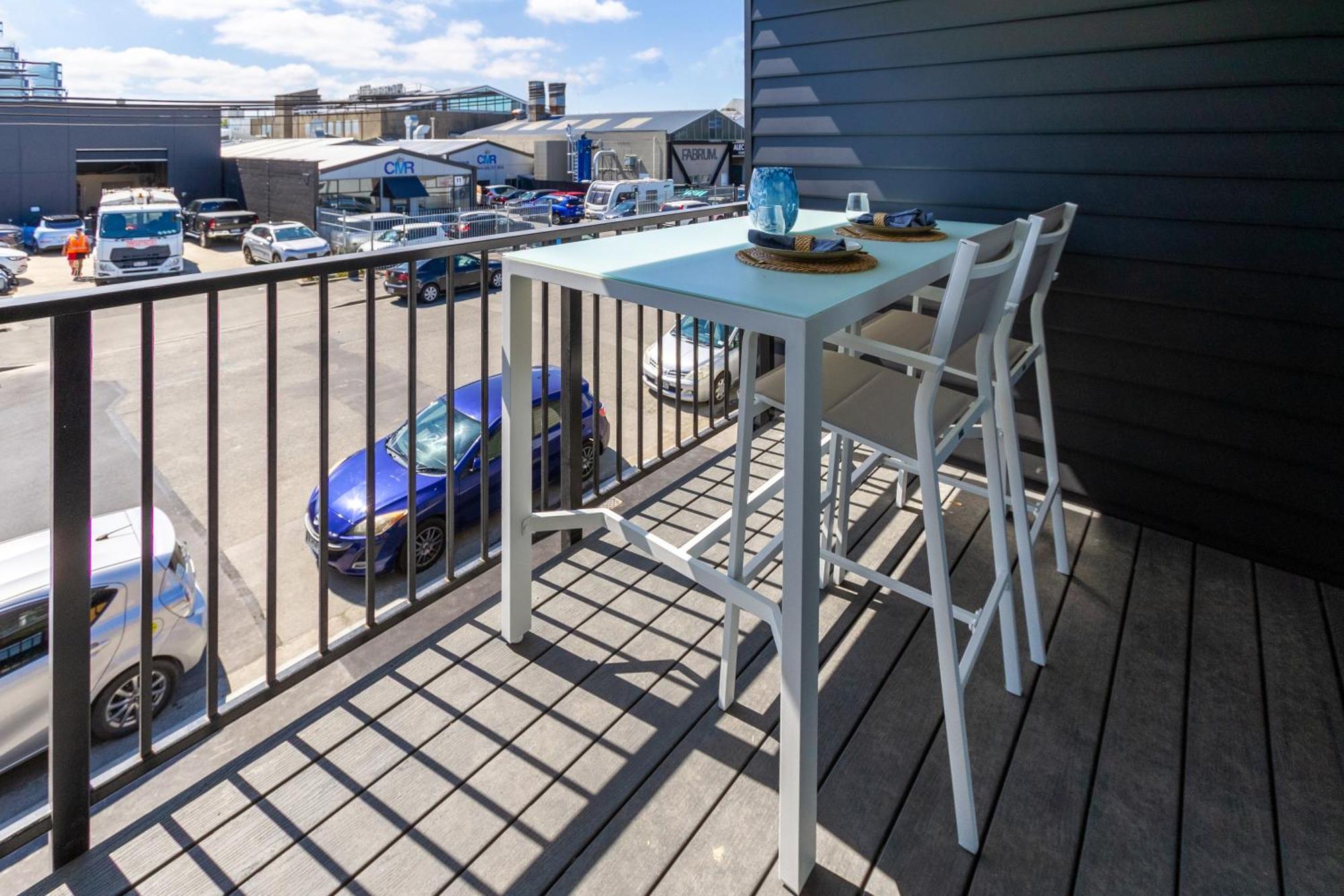 Studio Bliss: Explore From Wilmer St Christchurch Exterior foto